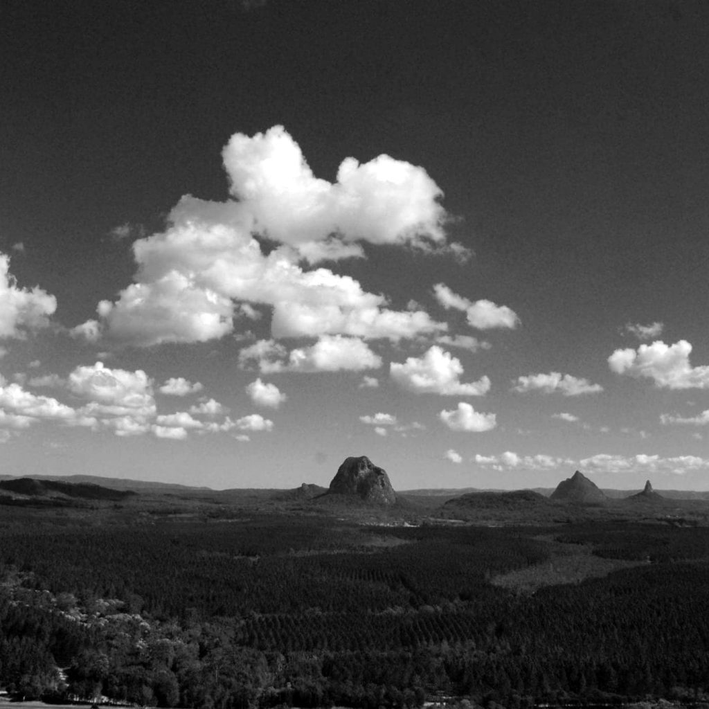 2 Rédaction traduction transcréation 0242 Glass mountains